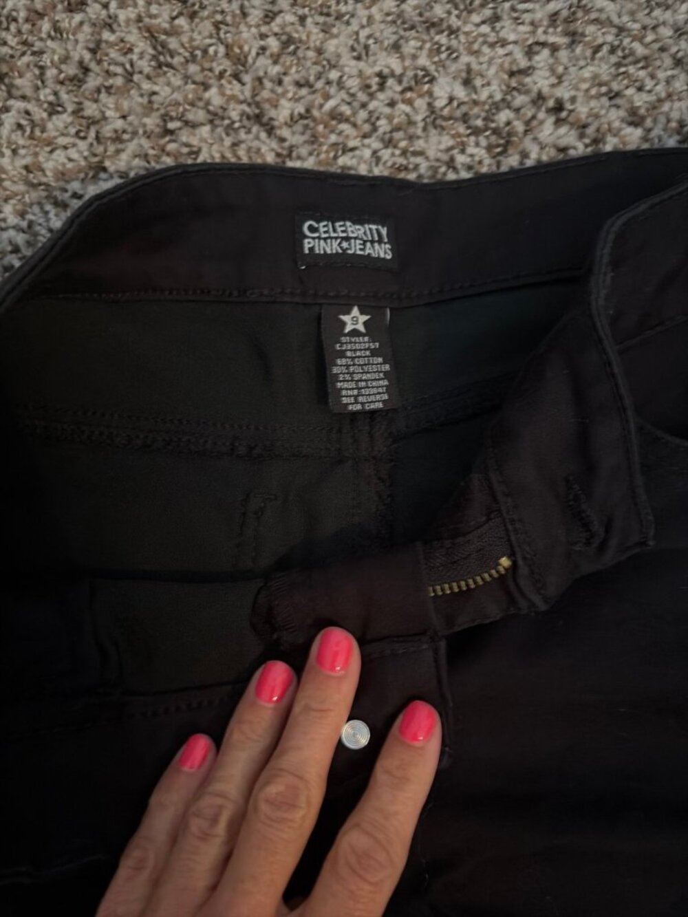 Shorts - Picture 2 of 3